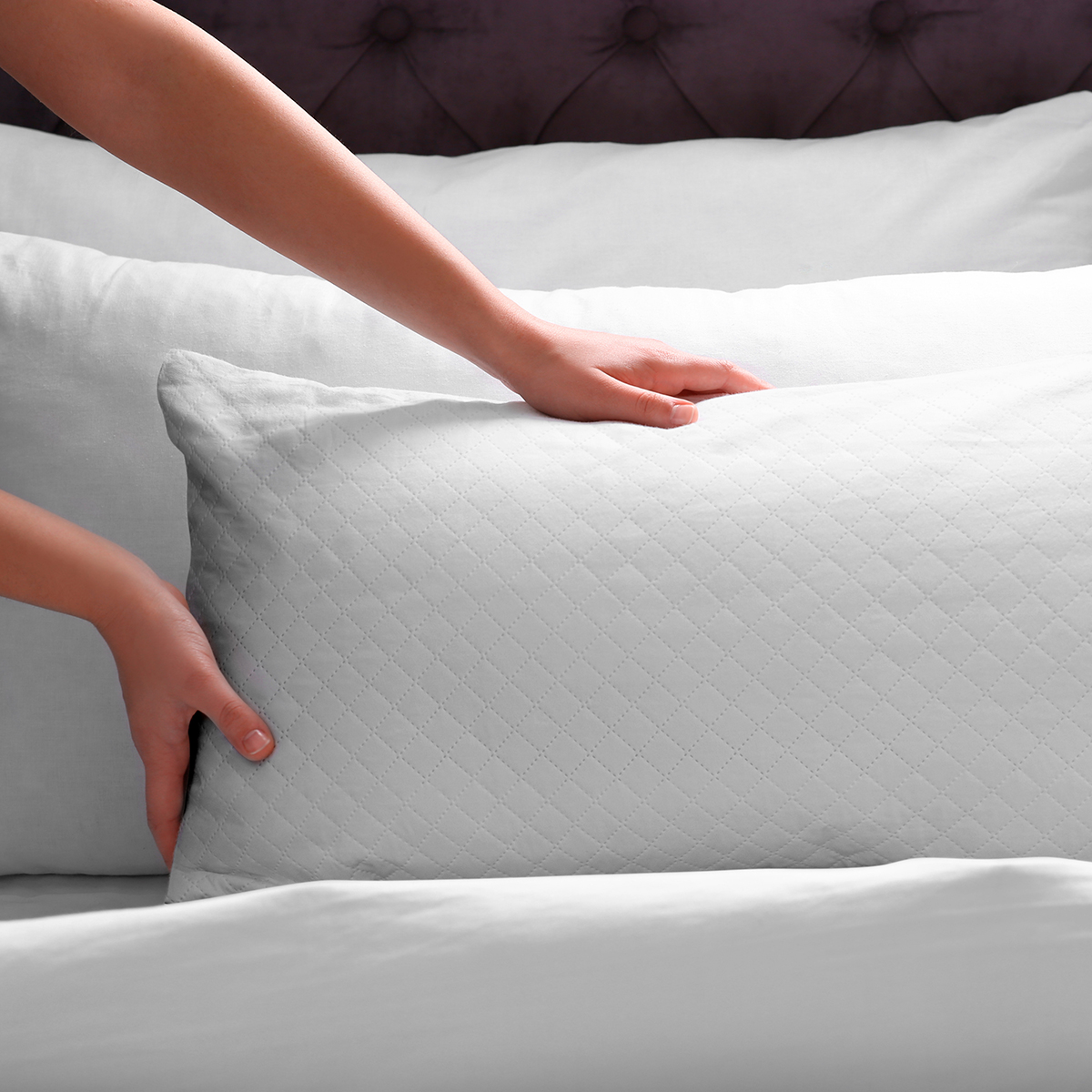 2 Pack Almohadas Pinsonic Estándar/King Size.